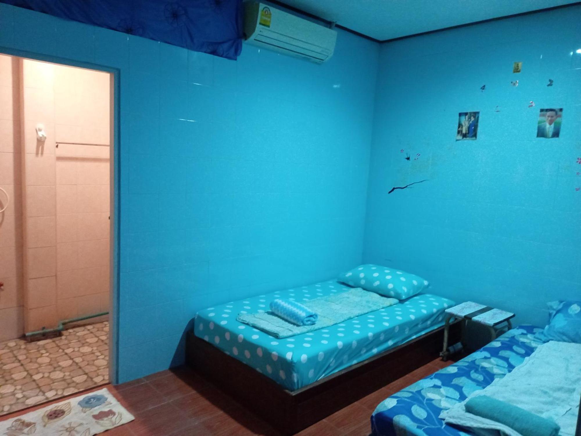Np Guesthouse Trat Exterior foto